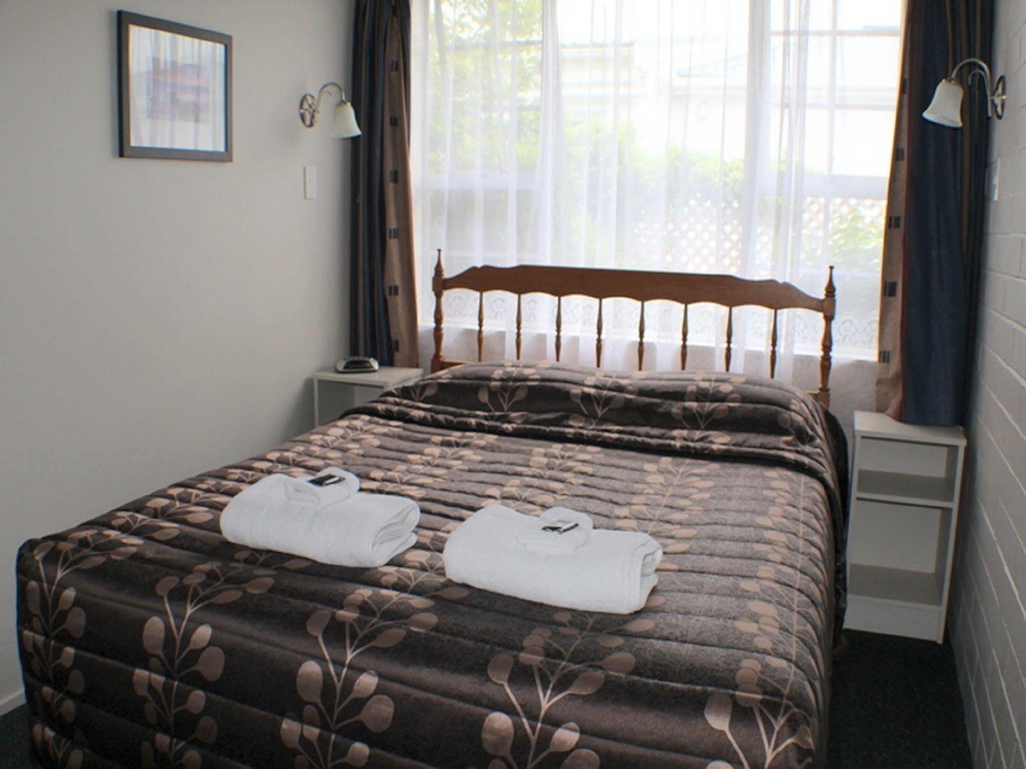 Motel Colonial On Tay Invercargill Esterno foto