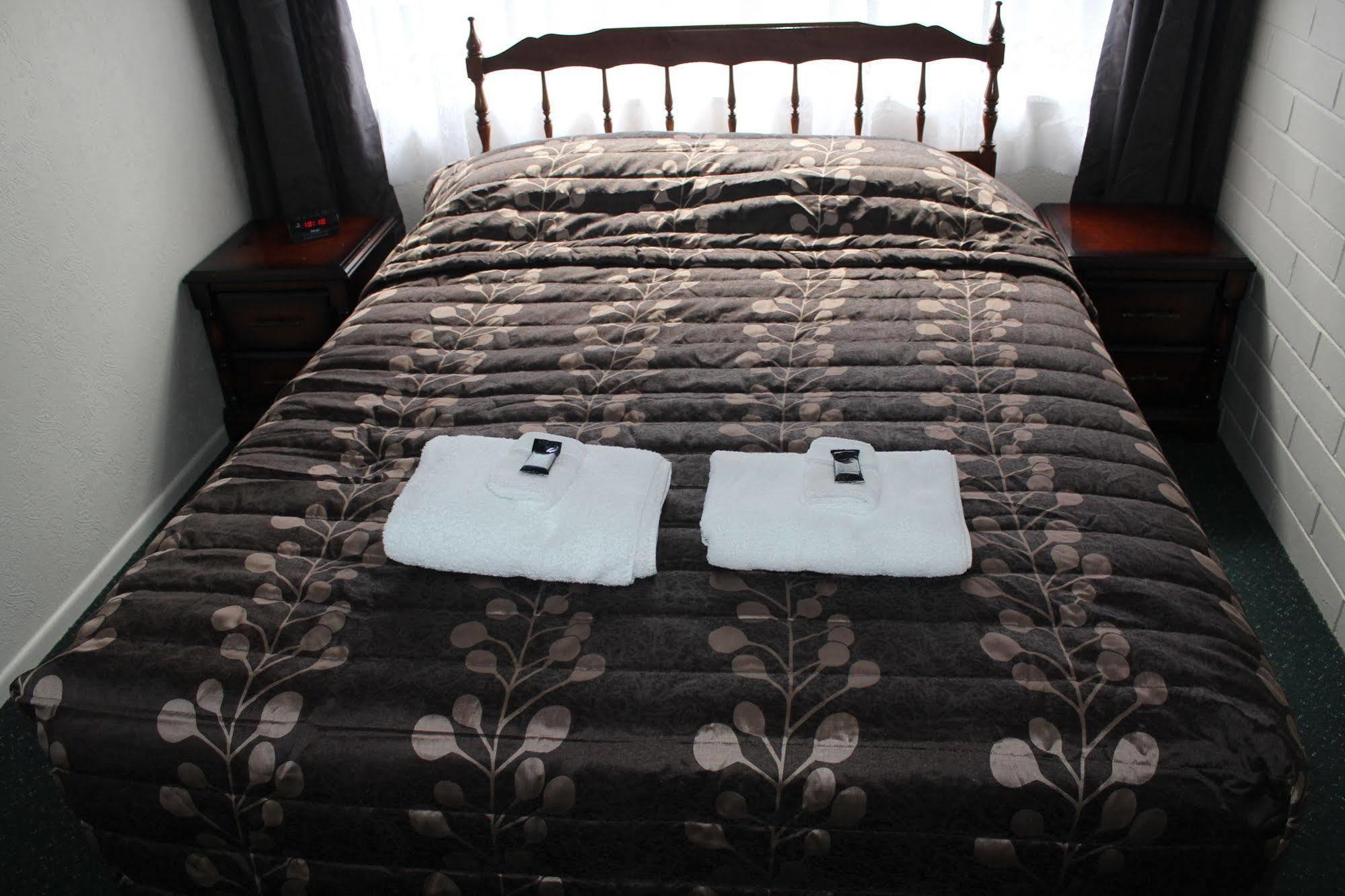 Motel Colonial On Tay Invercargill Esterno foto